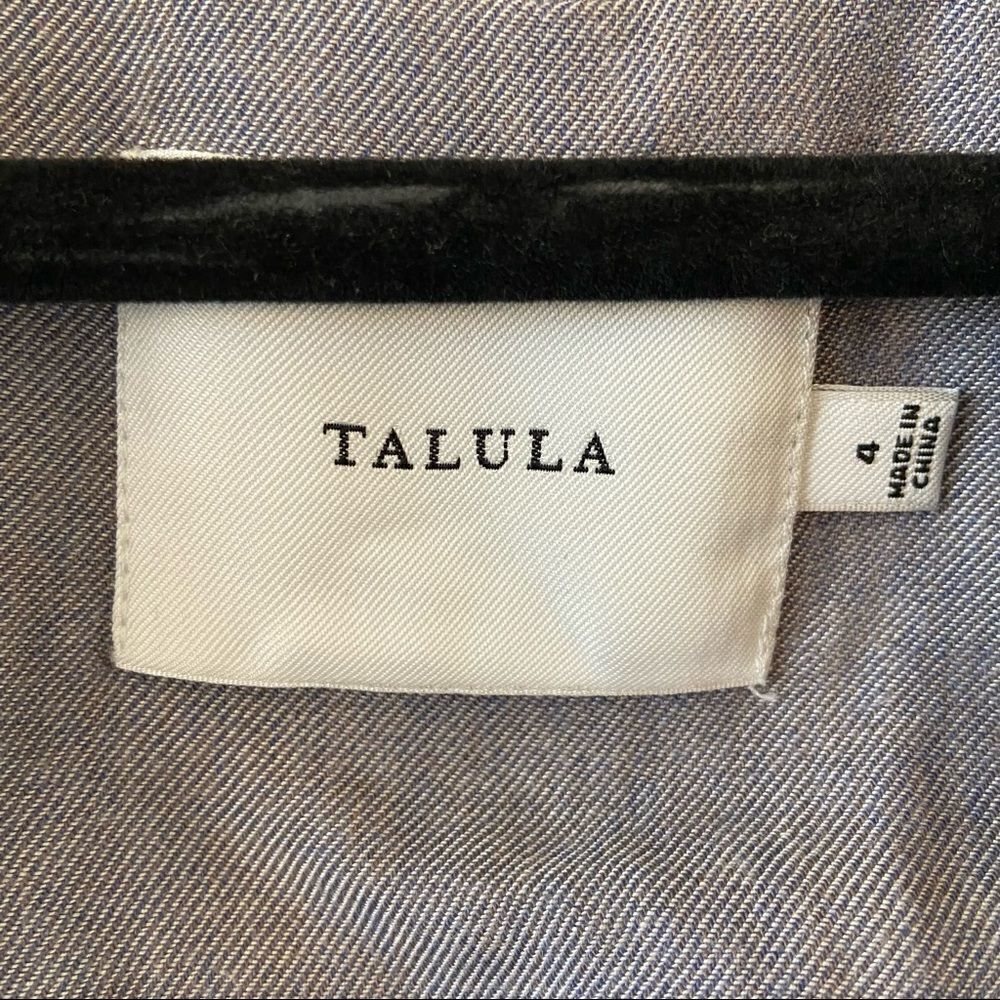 Aritzia- Light Chambray Blue Kent Lightweight Blazer - Picture 9 of 9